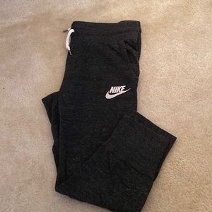 Nike, mid rise cropped joggers, dark gray, size medium